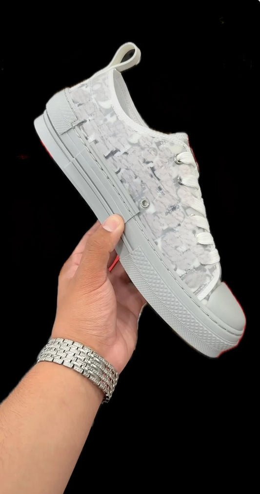 Grey C&D☑️☑️